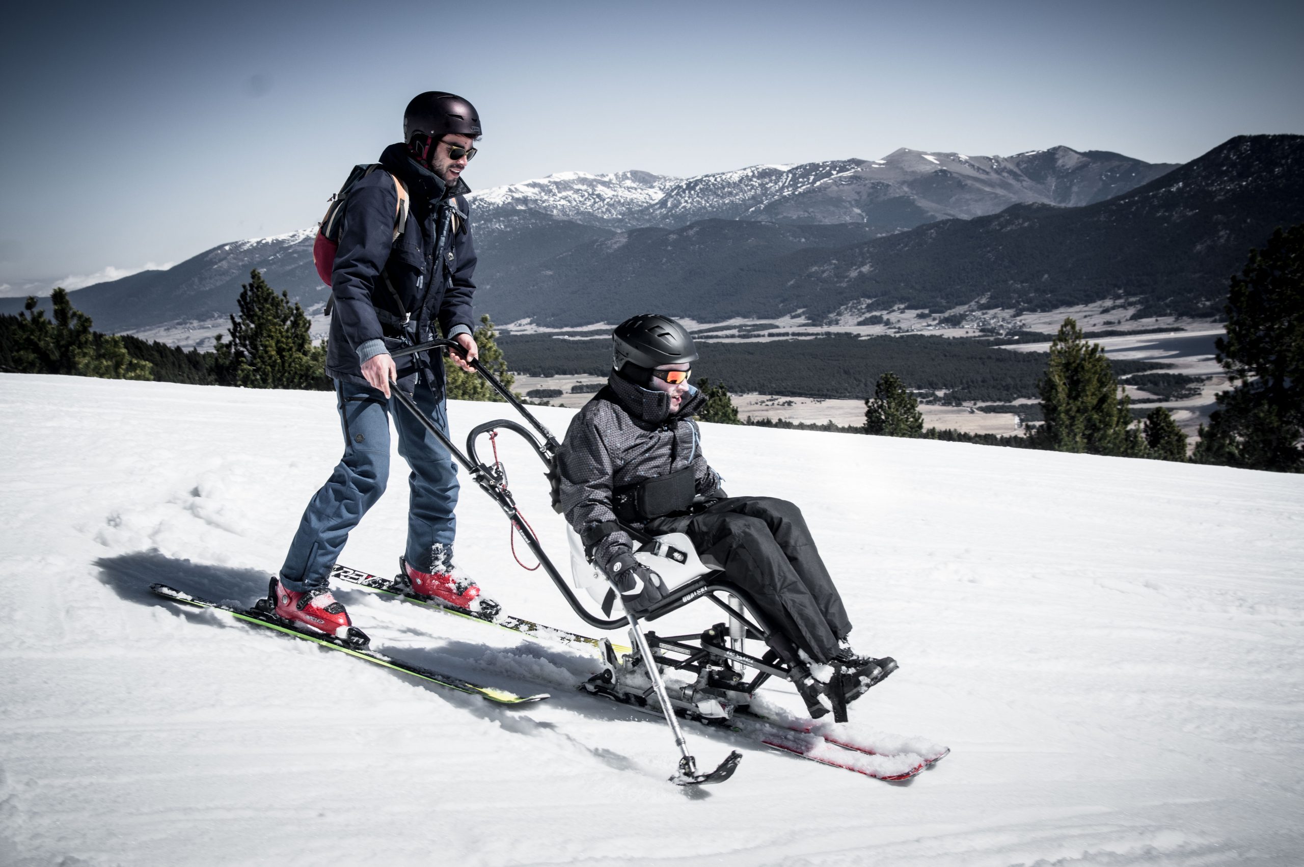 Descente en fauteuil ski semi autonome